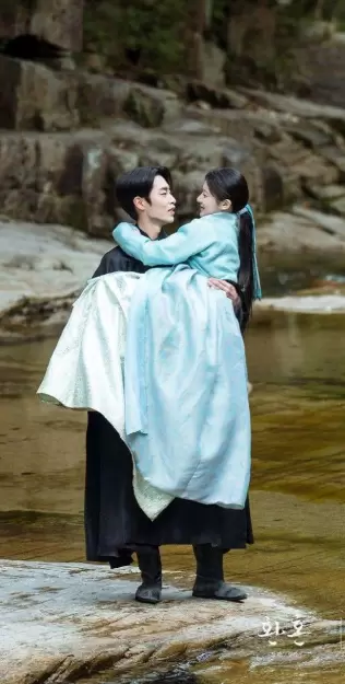 Alchemy of Souls kdrama - Go Youn-jung Lee Jae-wook